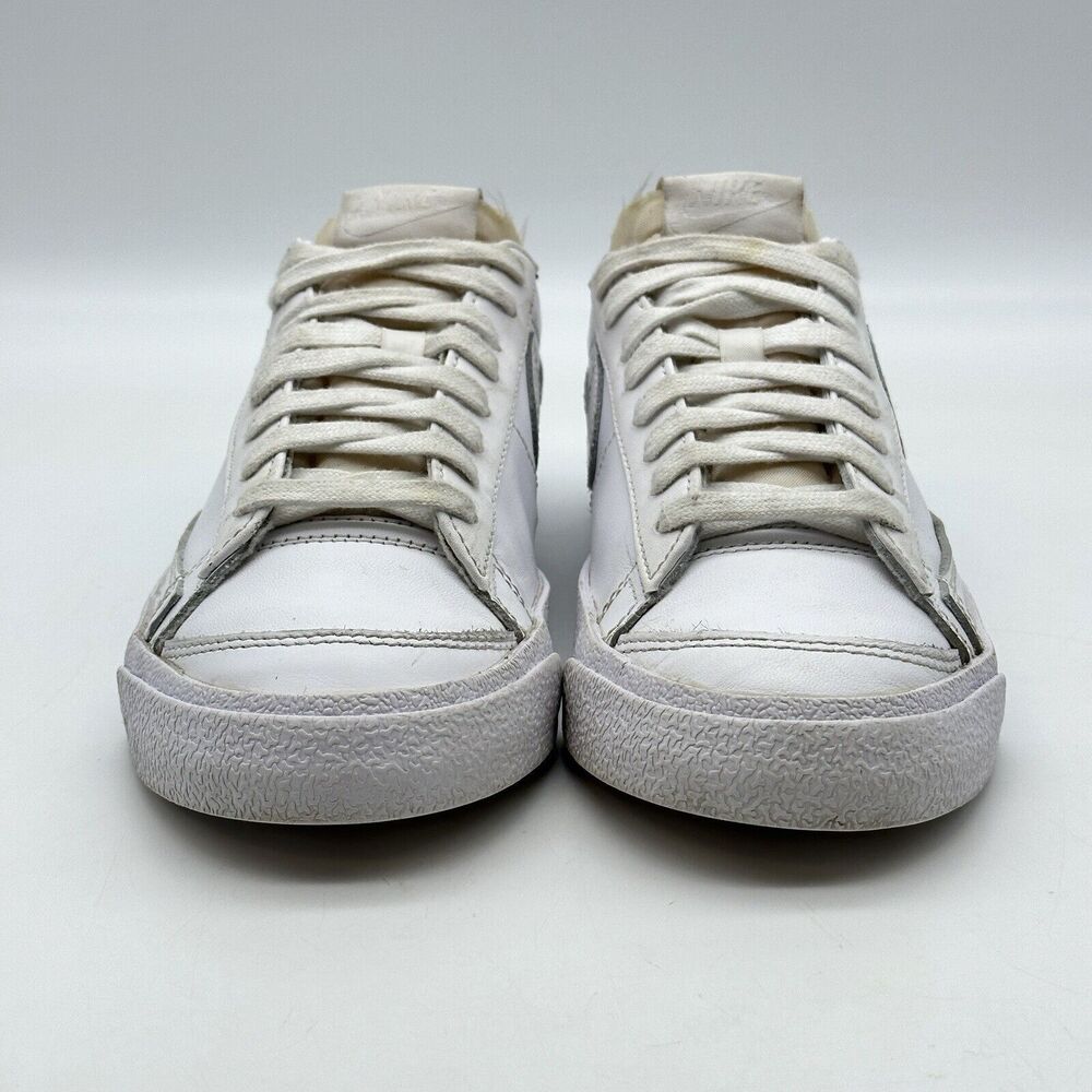 Nike Blazer ‘77 Women's Size 7 Triple White Athletic Casual Shoes DC4769-101 - Picture 5 of 13